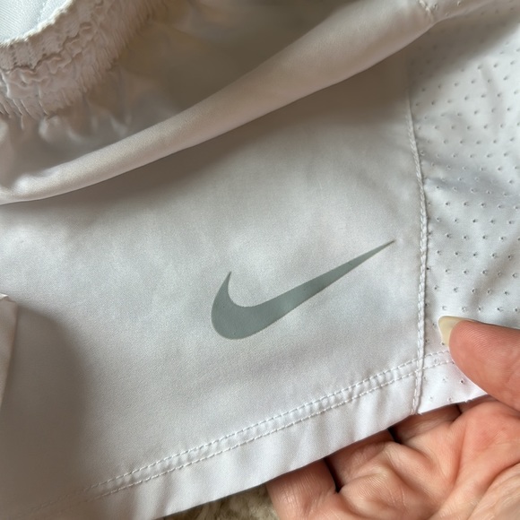 Nike Dri-Fit running shorts - Picture 6 of 6